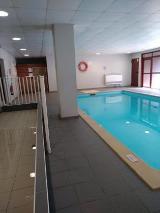 Joli Appartement T2 Dans Residence Avec Piscine, Hammam Et Parking Gratuits Carcassonne Ngoại thất bức ảnh