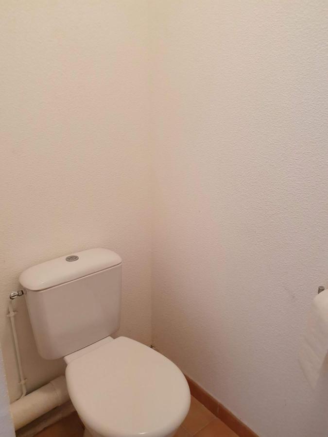 Joli Appartement T2 Dans Residence Avec Piscine, Hammam Et Parking Gratuits Carcassonne Ngoại thất bức ảnh