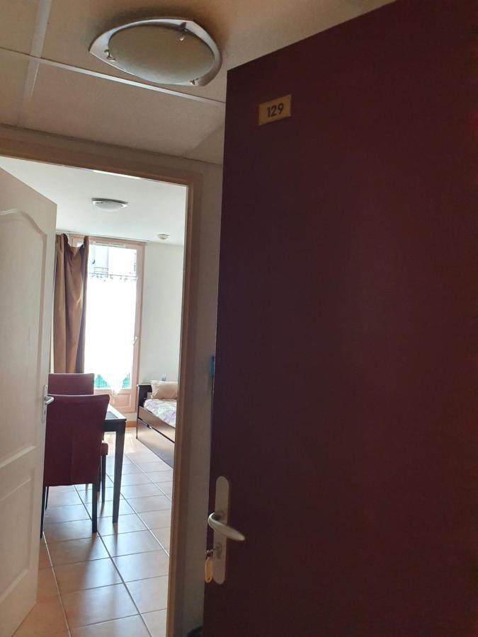 Joli Appartement T2 Dans Residence Avec Piscine, Hammam Et Parking Gratuits Carcassonne Ngoại thất bức ảnh